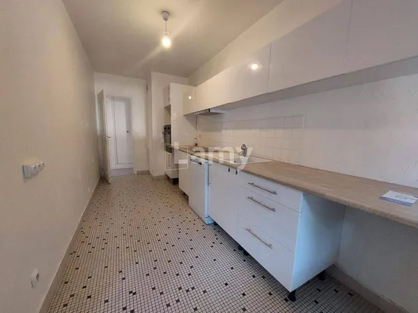 Appartement 4 pièces 79 m²