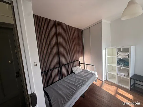 Loue studio meublé Ivry sur Seine 300m de porte de Choisy