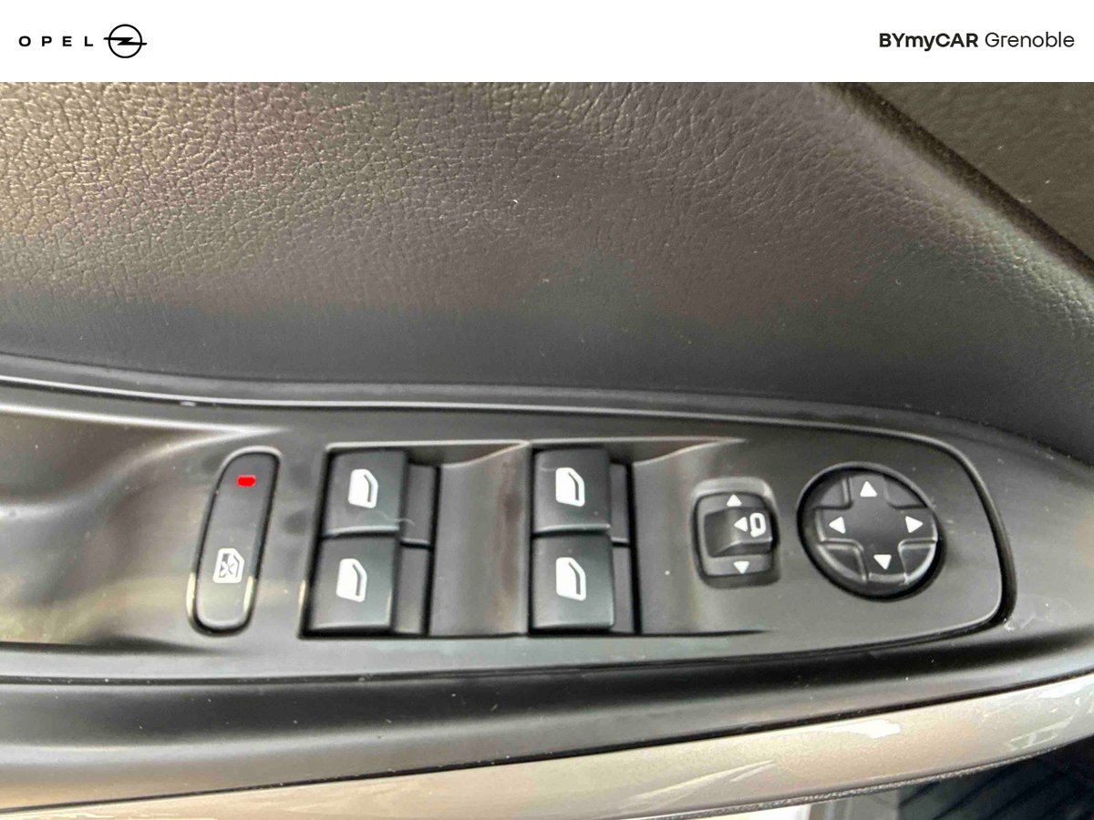 Opel Grandland Hybrid4 300 ch AWD BVA8 — photo 17
