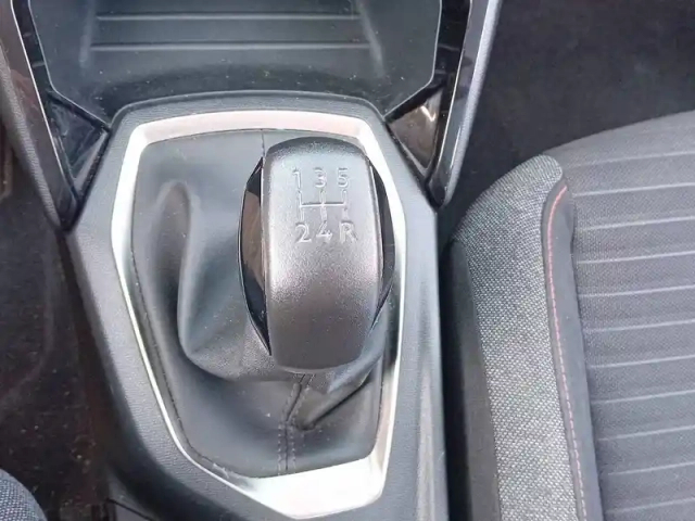 Peugeot 208 puretech 75 s&amp;s bvm5 — photo 23