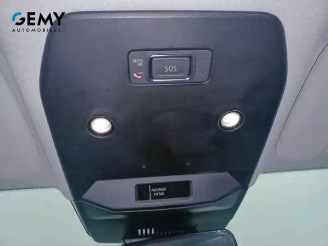 Renault Megane e-tech ev60 220 ch super charge — photo 15