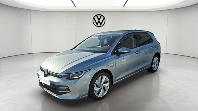 Volkswagen Golf 1.5 eHybrid 204 DSG6