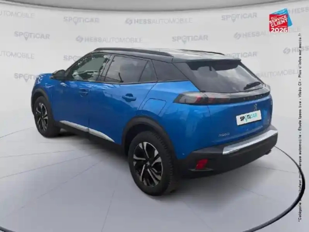 Peugeot 2008 1.5 bluehdi 130ch s&amp;s gt eat8 125g — photo 8