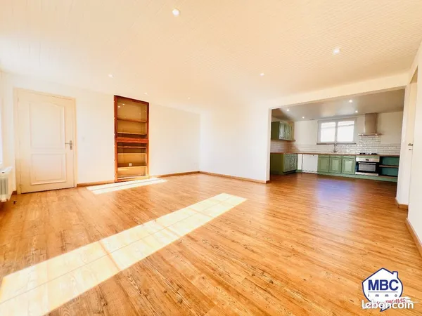 Maison 3 pièces 90 m²