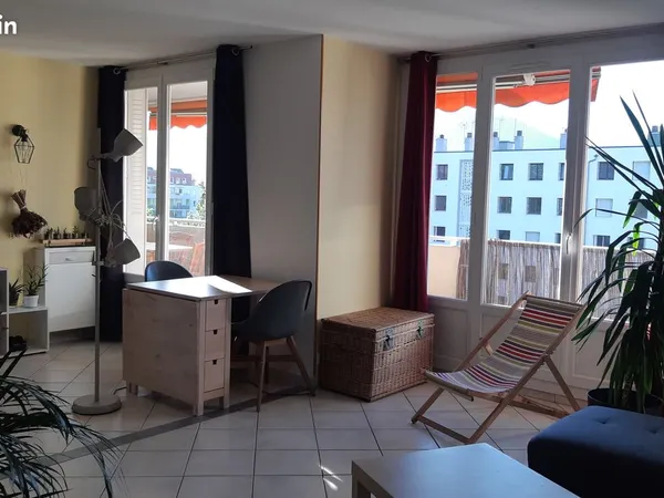 Appartement T3 meublé 68m²