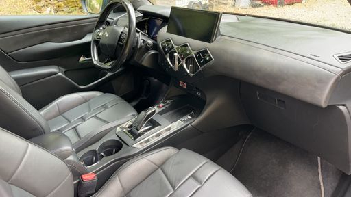 DS DS3 Crossback 1.2 PureTech 130 EAT8 - Opera – 2019 – 39305 km – Essence – Boîte Automatique — photo 30