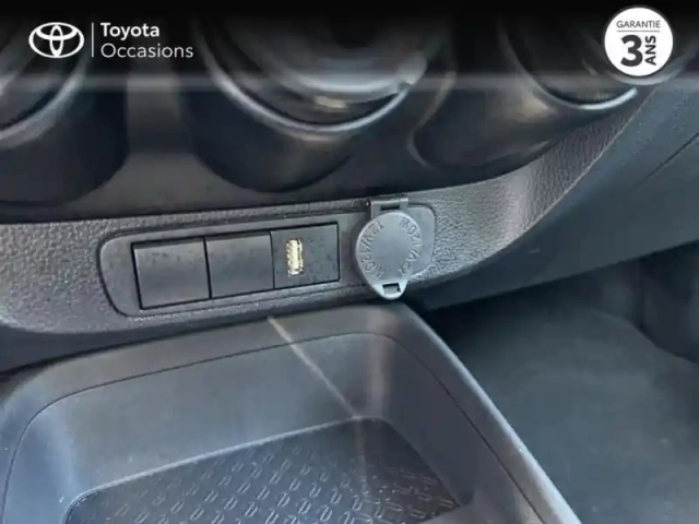 Toyota Aygo X 1.0 vvt-i 72ch active business — photo 11