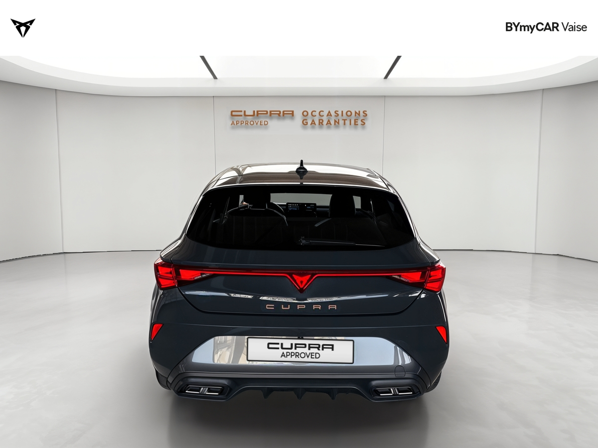Cupra Leon 1.5 eTSI Hybrid 150 ch DSG7 — photo 4