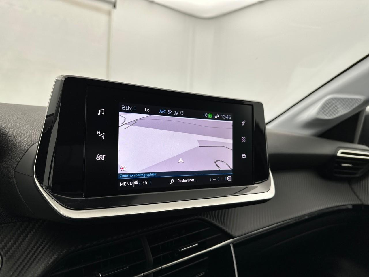 Peugeot 208 puretech 100 s&s bvm6 allure — photo 10