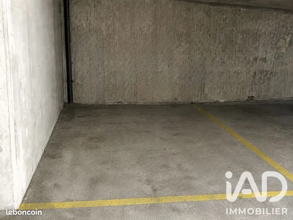 Parking/box 11 m² Roquebrune-Cap-Martin