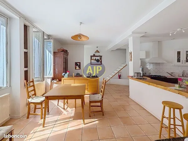 Maison de ville 6 pièces 123 m²