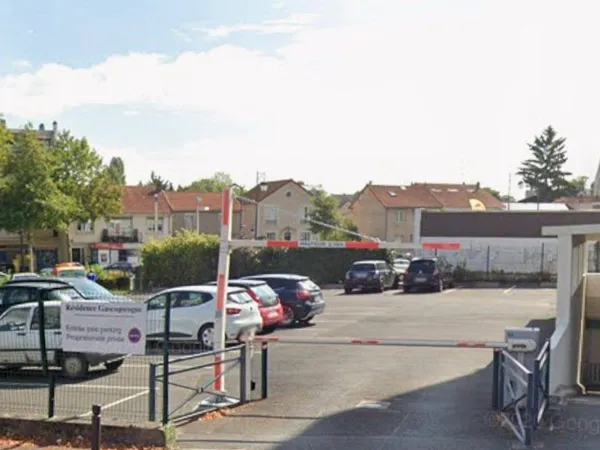 Parking 12 m²