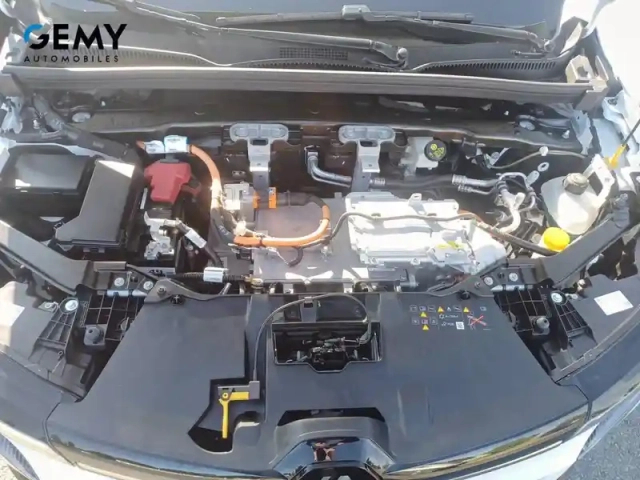 Renault Megane e-tech ev40 130ch standard charge — photo 57