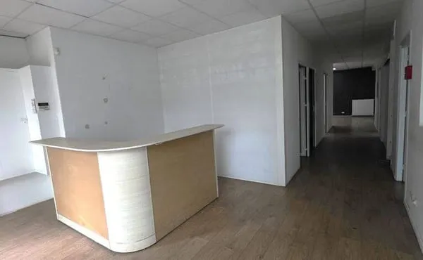 Bureaux 120 m²