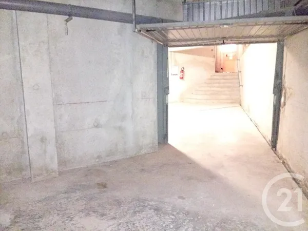 Parking 17 m²