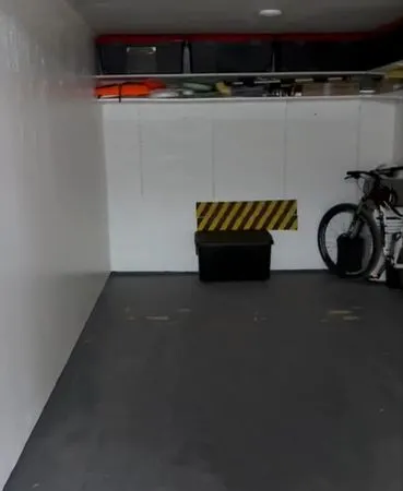 Garage sous terrain Argentiere