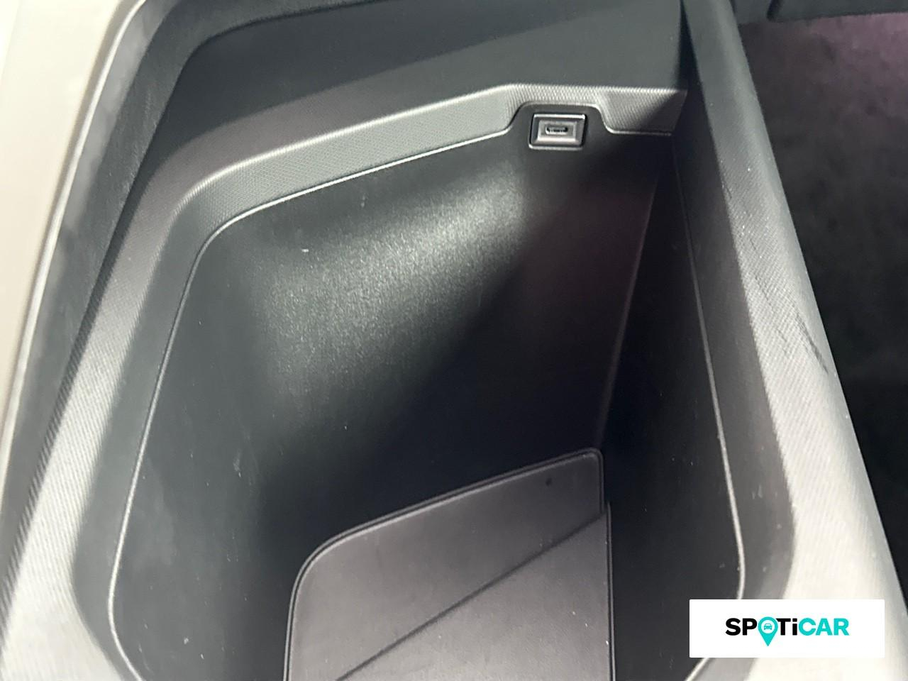Peugeot 3008 1.2 hybrid 145ch allure e-dcs6 — photo 18