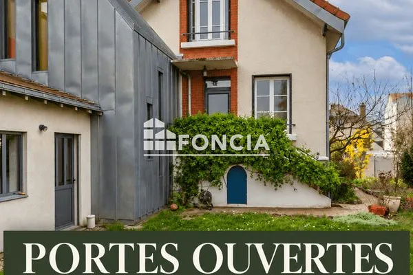 Maison 8 pièces 180 m²