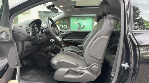 Opel Adam 1.0 Turbo 115 - Glam – 2018 – 83925 km – Essence – Boîte Manuelle — photo 21