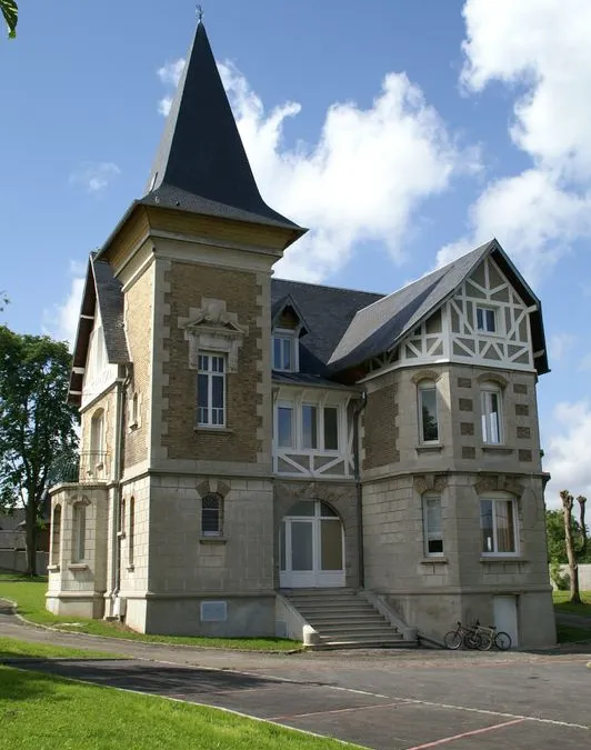 Photo 1