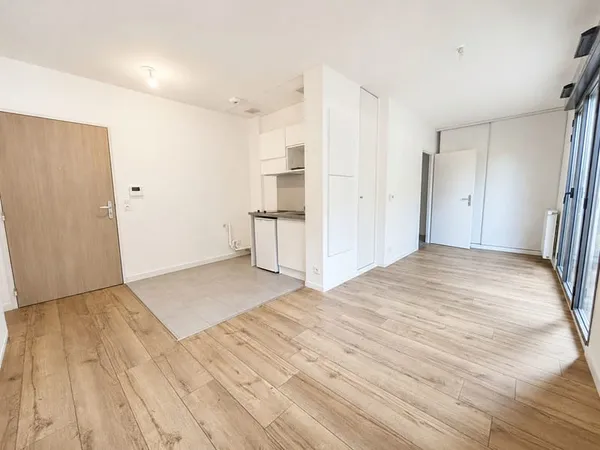 Appartement Studio 28.48m² - RUEIL MALMAISON - Location vide