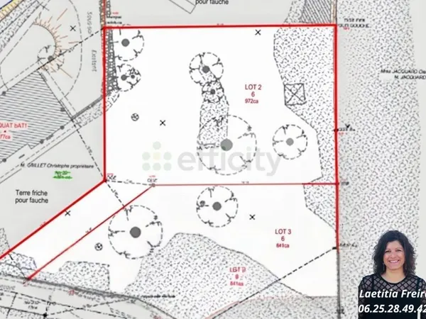Terrain 972 m²