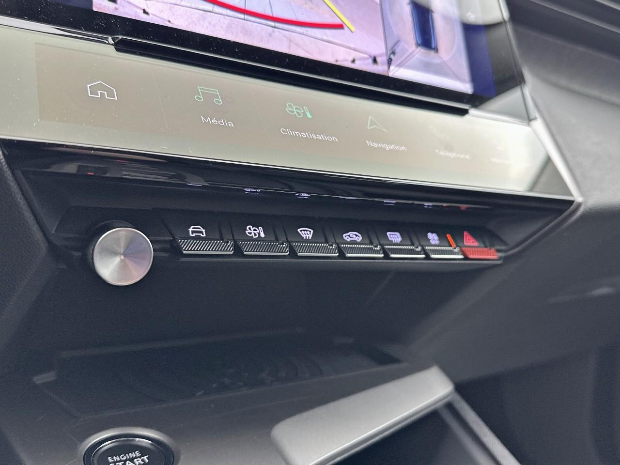 Peugeot 308 hybrid 145 e-dcs6 allure — photo 26