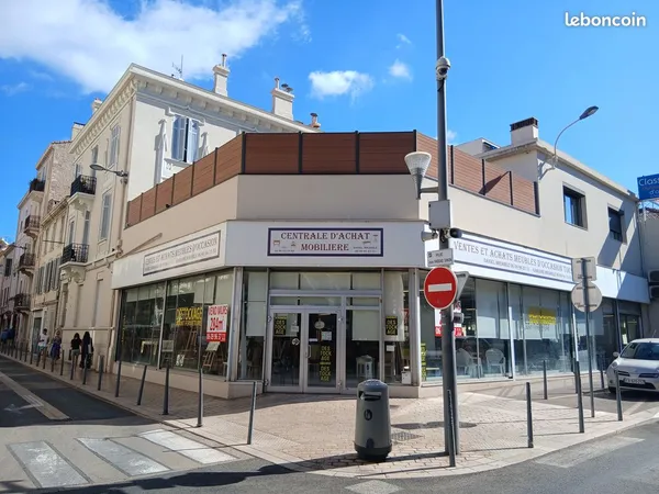 Murs à vendre