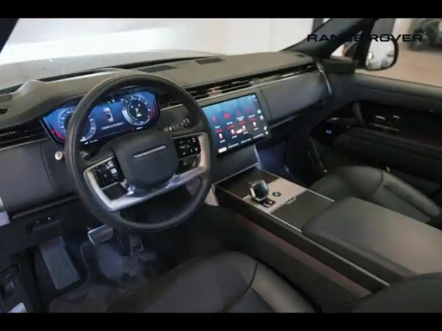 Land Rover Range Rover 3.0 p550e 550ch phev sv swb — photo 9