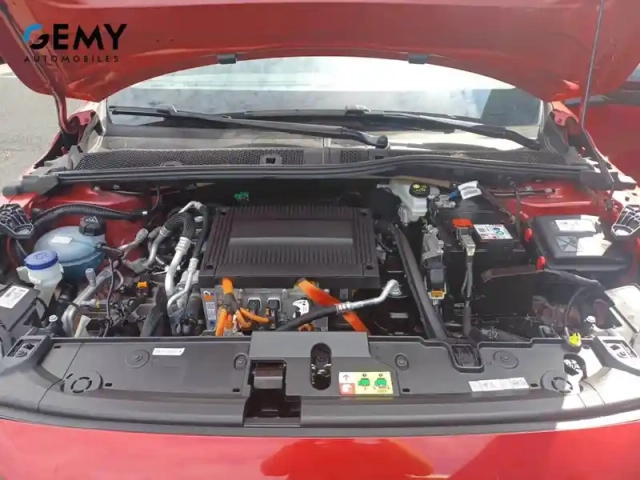 Peugeot 208 electrique 50 kwh 136ch — photo 18