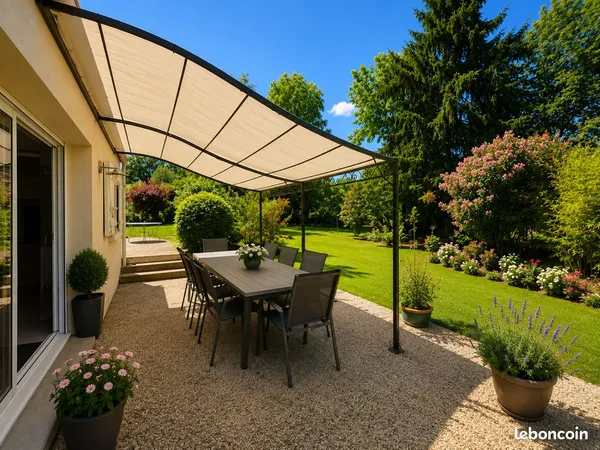 LE CHENE: Maison 4 chambres proche des commerces