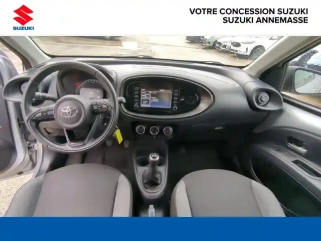 Toyota Aygo X 1.0 vvt-i 72ch dynamic — photo 11