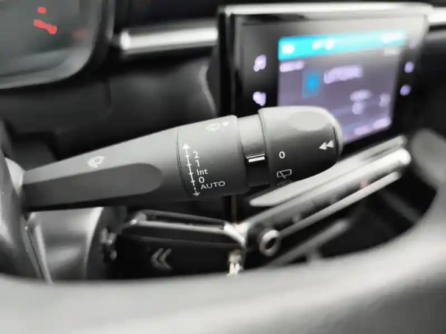 Citroën C3 puretech 110 ch bvm6 max — photo 17