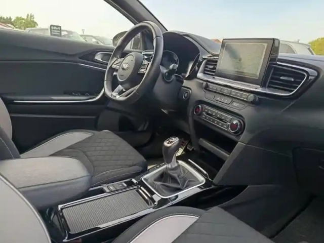 Kia Ceed pro 1.4 t-gdi 140ch gt line my20 — photo 30