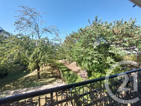 Appartement 4 pièces 76 m²