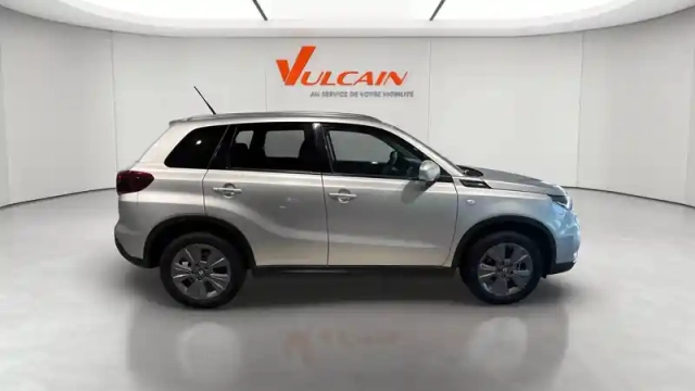Suzuki Vitara 1.4 boosterjet hybrid — photo 30