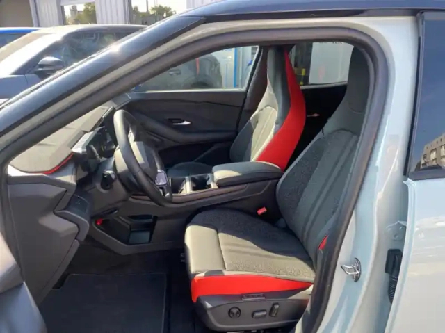 Ford Explorer 286ch extended range 79kwh pack collection rwd — photo 10