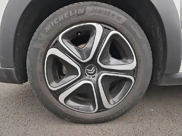 Citroën C3 puretech 83 s&amp;s bvm5 — photo 13