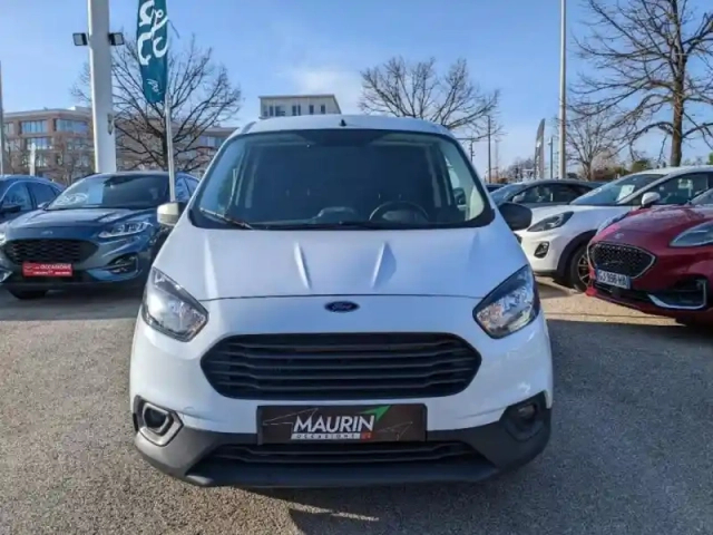 Ford Transit Courier 1.0e 100ch stop&amp;start trend — photo 8