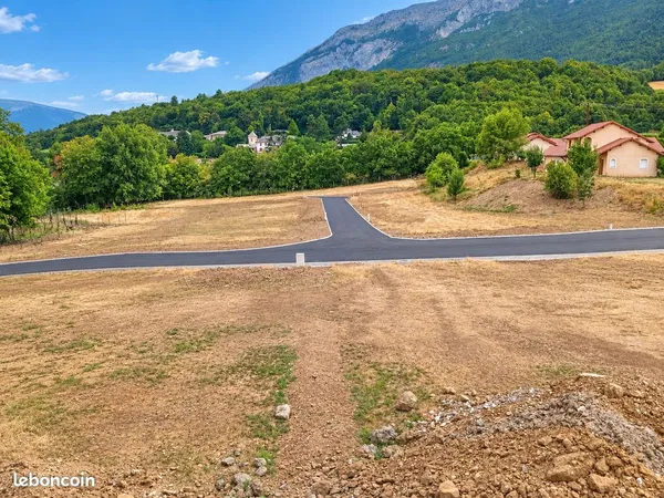Terrains à bâtir viabilisés +/- 500 m² - GAP 05000