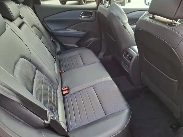 Nissan Qashqai mild hybrid 158 ch xtronic — photo 12