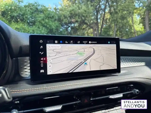 Alfa Romeo Tonale 1.3 hybride rechargeable phev 190ch at6 e-q4 — photo 13