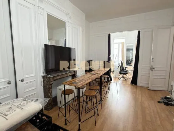 Immeuble 360 m²