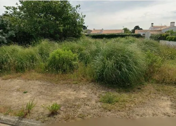 Terrain 601 m²