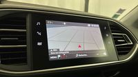 Peugeot 308 Sw 1.6 BlueHDi 120ch Allure S&S EAT6 — photo 18