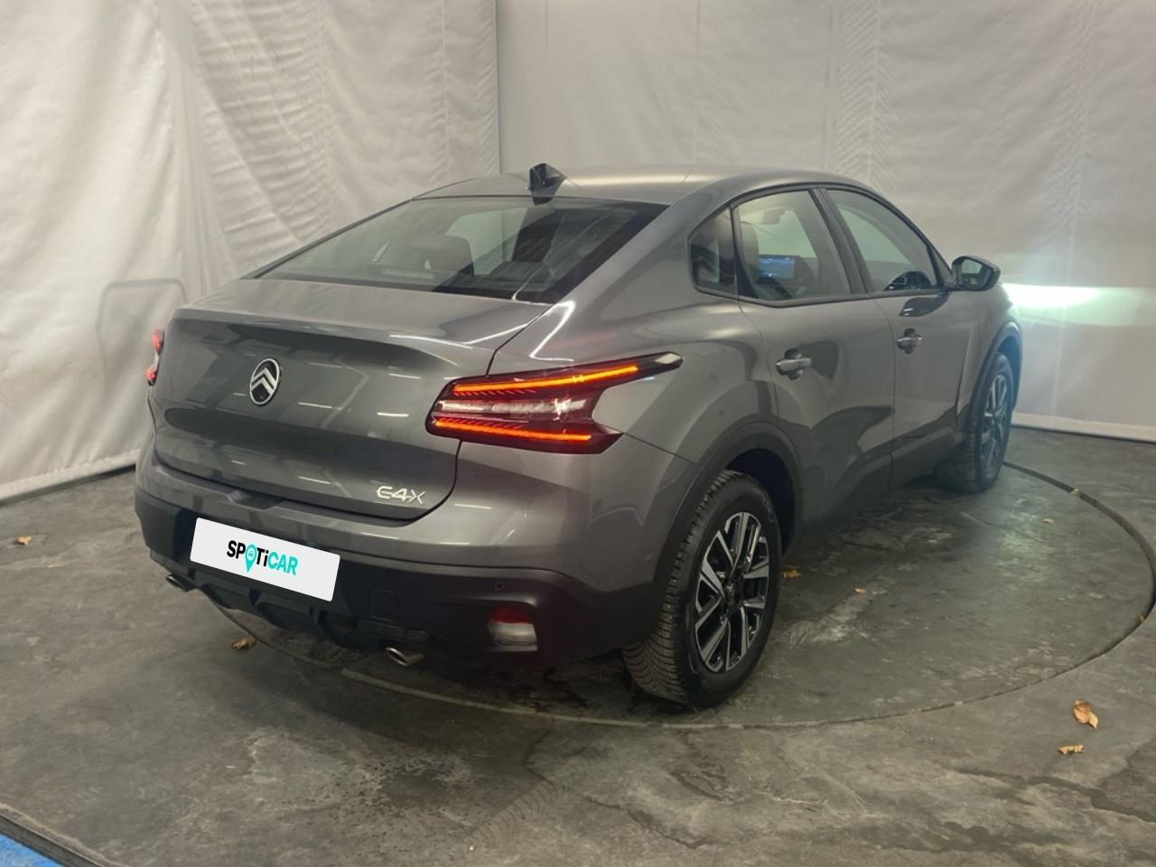 Citroën C4 X hybride 145 ch e-dcs6 plus — photo 5