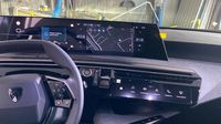 Peugeot 5008 Hybrid 145ch Allure e-DCS6 — photo 10