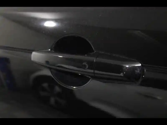 Land Rover Discovery Sport p200 flex fuel r-dynamic se awd bva — photo 8