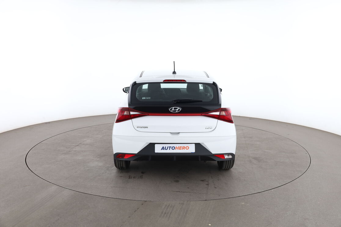 Hyundai i20 1.2 Initia — photo 4