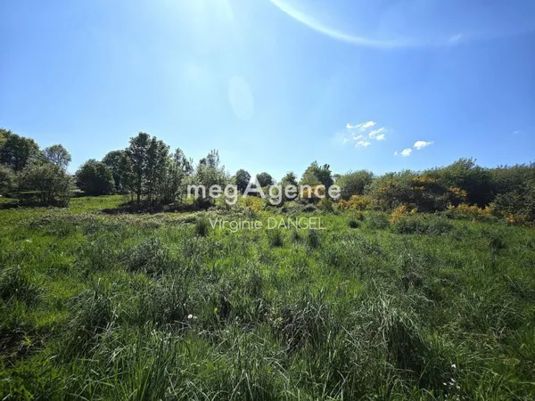 Terrain 888 m²